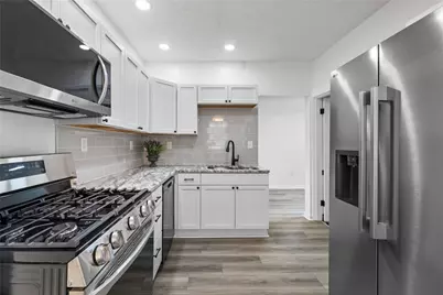 27 Oakwood Rd, Banksville/Westwood, PA 15205 - Photo 12