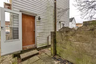 1421 5th Ave, Arnold, PA 15068 - Photo 6