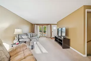 431 Fieldstone Dr, Monroeville, PA 15146 - Photo 6