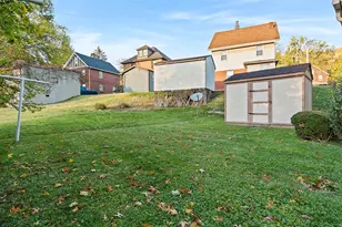 33 Park Pl W, Midland Boro, PA 15059 - Photo 8