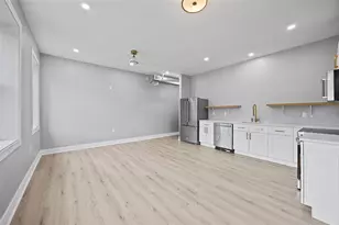 1109 E Carson St, Pittsburgh, PA 15203 - Photo 4