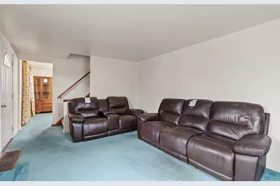 3217 Elderwood Dr, Bethel Park, PA 15102 - Photo 6