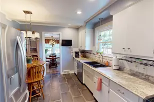 116 E Rockenstein Ave, Twp of But SE, PA 16001 - Photo 8