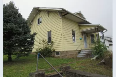 1688 Pitt Street, Jennerstown Boro, PA 15547 - Photo 2