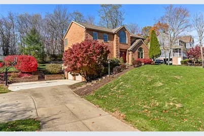 340 Fox Meadow Dr, Pine Township, PA 15090 - Photo 2