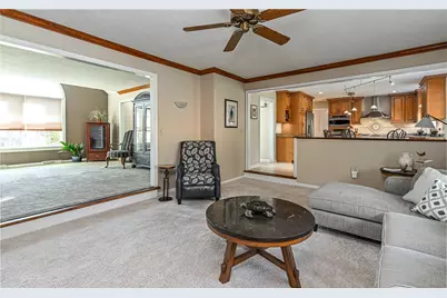 340 Fox Meadow Dr, Pine Township, PA 15090 - Photo 14