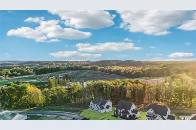 103 Amaryllis Ln, Marshall, PA 15005 - Photo 2