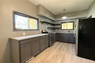 133 S 7th St, Sharpsville, PA 16150 - Photo 10