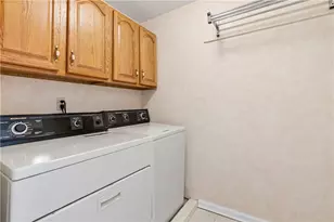 305 Newbury Dr, Monroeville, PA 15146 - Photo 20