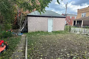 200 Copeland St, McKees Rocks, PA 15136 - Photo 12