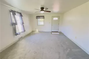 548 Race St, Franklin Township, PA 15370 - Photo 14