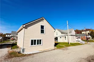 548 Race St, Franklin Township, PA 15370 - Photo 6