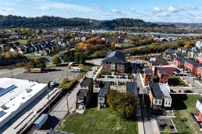 1900 Saint Ives St, Pittsburgh, PA 15212 - Photo 14