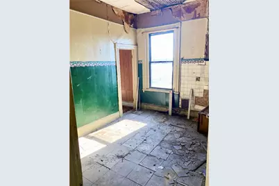 1900 Saint Ives St, Pittsburgh, PA 15212 - Photo 20