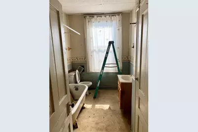 1900 Saint Ives St, Pittsburgh, PA 15212 - Photo 22