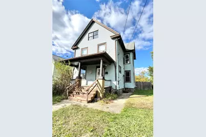 709 Brooklyn Ave, New Castle, PA 16101 - Photo 1