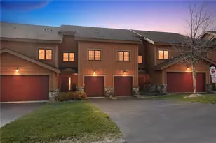 496 Southwind Cir, Seven Springs, PA 15622 - Photo 2