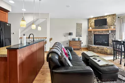 496 Southwind Cir, Seven Springs, PA 15622 - Photo 10