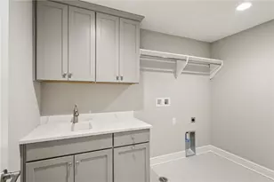 304 Azalea Ln, Marshall, PA 15005 - Photo 34