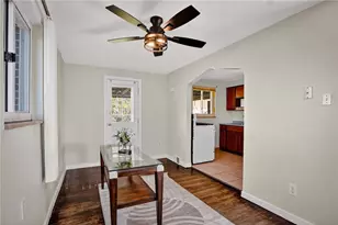 813 Alberta Dr, West Mifflin, PA 15122 - Photo 10