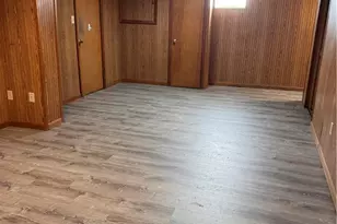 813 Alberta Dr, West Mifflin, PA 15122 - Photo 24