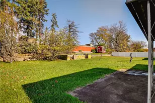 813 Alberta Dr, West Mifflin, PA 15122 - Photo 32