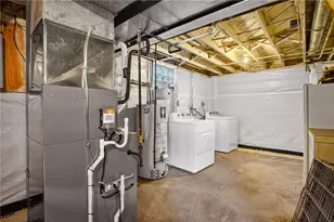 813 Alberta Dr, West Mifflin, PA 15122 - Photo 26