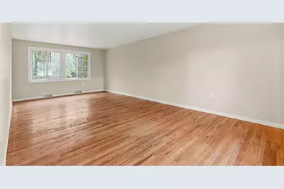 924 Old Hills Rd, Elizabeth Twp/Boro, PA 15135 - Photo 14