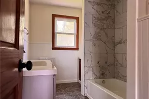 1350 George St Ext, Hermitage, PA 16148 - Photo 12