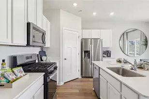 354 Gleneagles Dr, Twp of But NW, PA 16001 - Photo 14