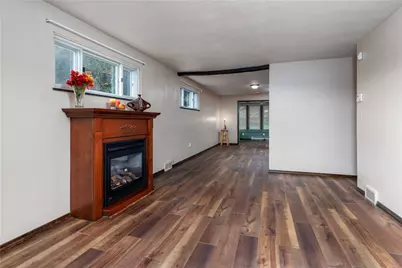 133 Queenston, Wilkins Township, PA 15235 - Photo 2