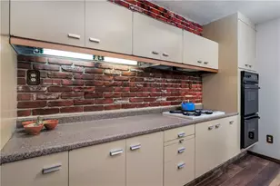 133 Queenston, Wilkins Township, PA 15235 - Photo 8