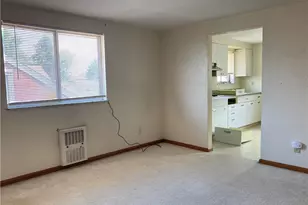 710 Lewis Ave, Jeannette, PA 15644 - Photo 6