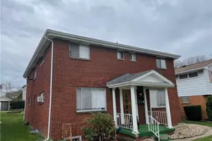 710 Lewis Ave, Jeannette, PA 15644 - Photo 16