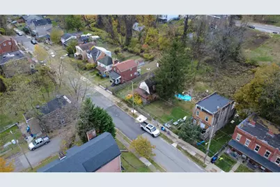 1327 Grotto St, Pittsburgh, PA 15206 - Photo 4
