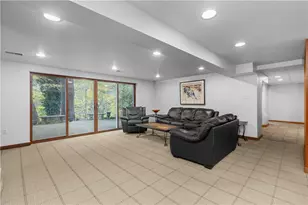 3001 Swansea Crescent W, Hampton, PA 15101 - Photo 12