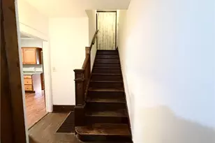 92 Euclid Ave, Sharon, PA 16146 - Photo 2