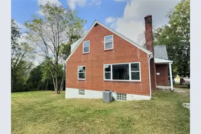 15 Braddock Road Ave, East Huntington, PA 15666 - Photo 2