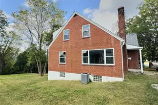 15 Braddock Rd Ave, East Huntington, PA 15666 - Photo 2