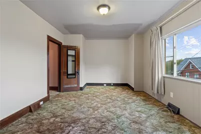 24 High St, Etna, PA 15223 - Photo 8