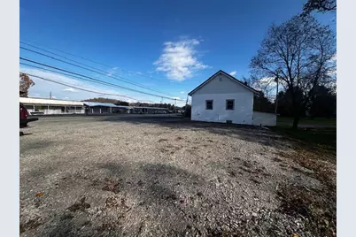 425 W George Street, Carmichaels-Cumberland, PA 15320 - Photo 2