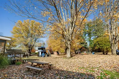 10 Fredonia Rd, Hempfield Township, PA 16125 - Photo 8