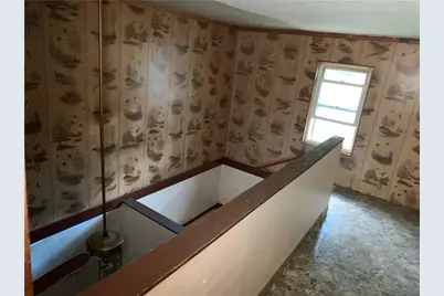 302 Arcadia Rd, Montgomery-Grant, PA 15712 - Photo 8