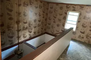 302 Arcadia Rd, Montgomery-Grant, PA 15712 - Photo 8