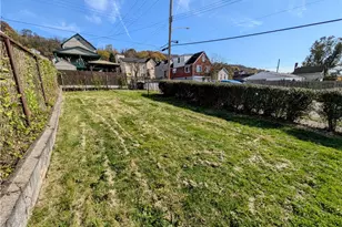 643 Indiana Ave, Glassport, PA 15045 - Photo 32