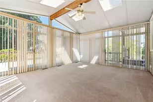 148 Longvue Dr, Ross Twp, PA 15237 - Photo 8