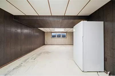 502 Hemlock, Mt Pleasant Boro, PA 15666 - Photo 16