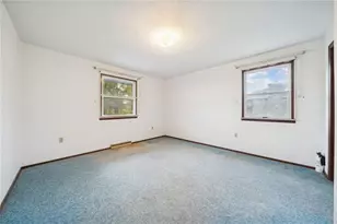 502 Hemlock, Mt Pleasant Boro, PA 15666 - Photo 12