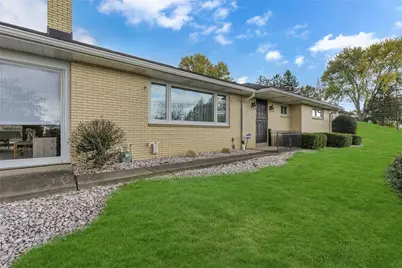 606 Wack Drive, Rochester, PA 15074 - Photo 1