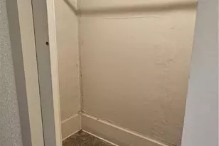 629 R Walnut St, Irwin, PA 15642 - Photo 16